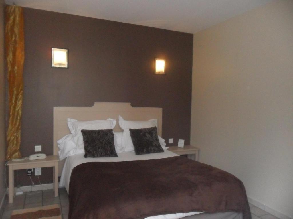 Hotel La Buissonniere Bannay  Room photo